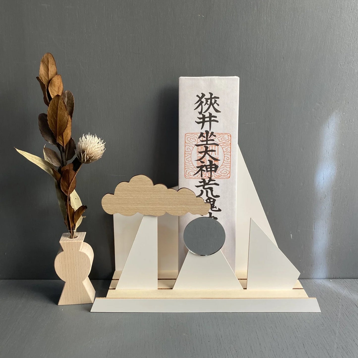 OFUDA STAND (M) お札立て 神様のテーマパーク/ 白