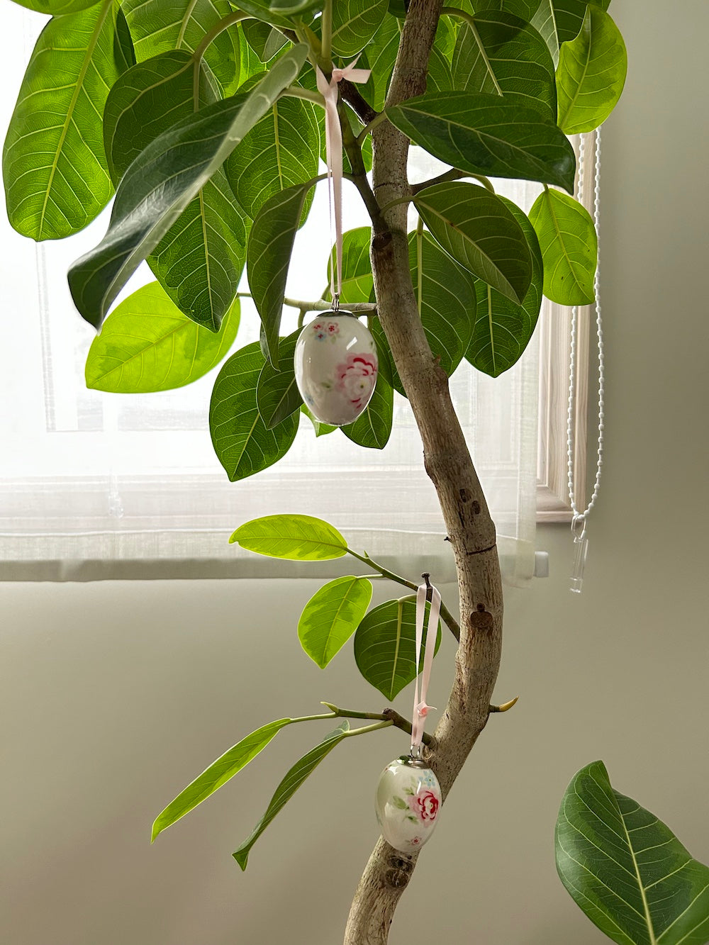 北欧インテリア雑貨 GREENGATE グリーンゲイト Decorative egg Meryl white set of 2 hanging