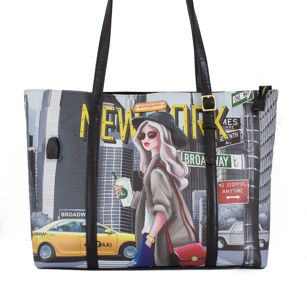 NICOLE LEE NEW YORKトートバッグ バックで充電できて便利