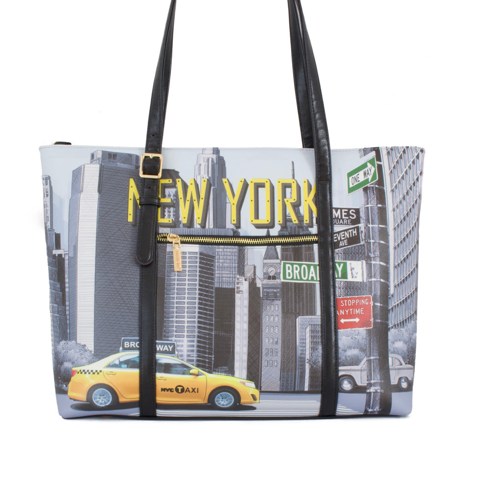 NICOLE LEE NEW YORKトートバッグ バックで充電できて便利