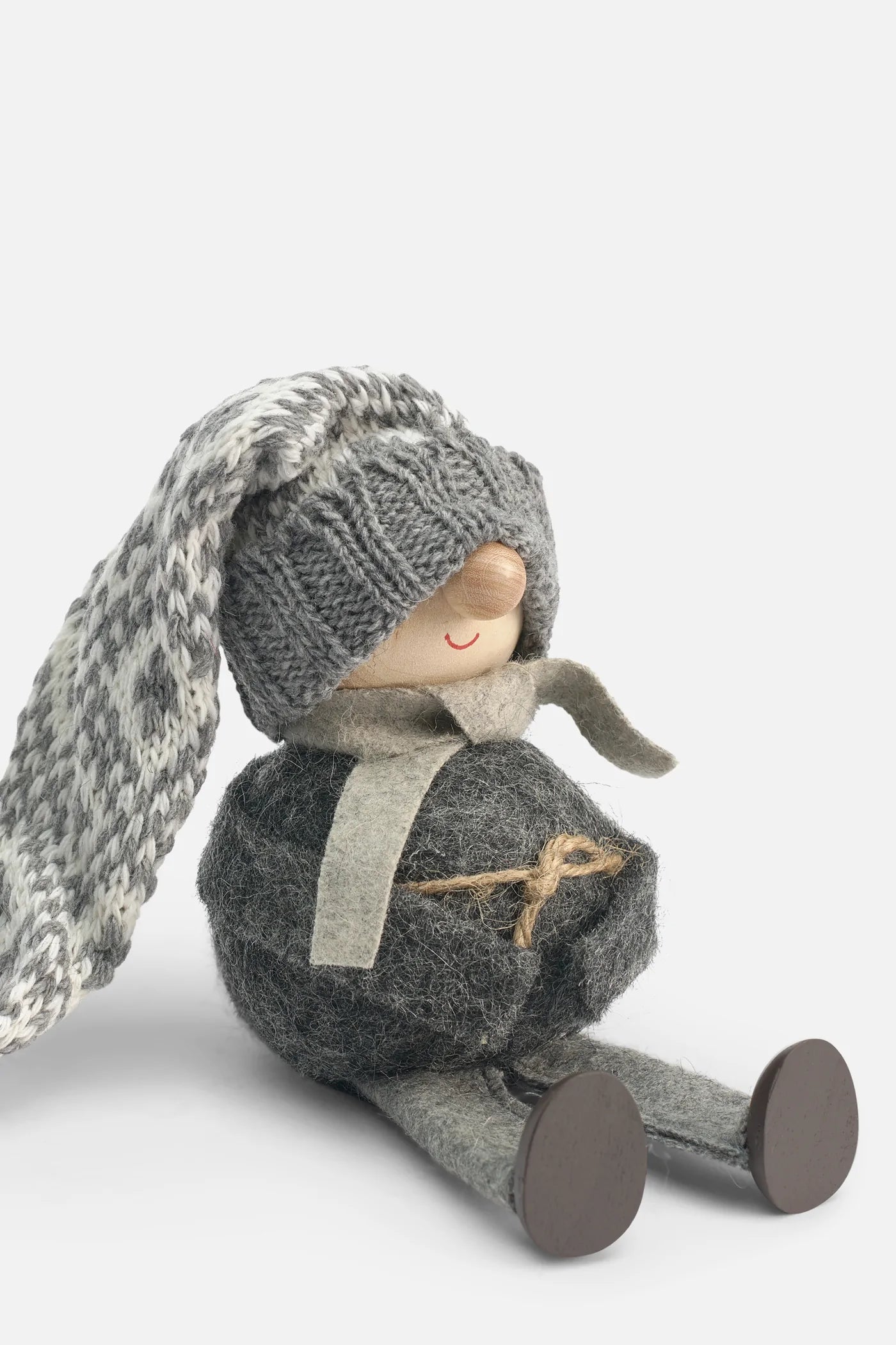【 Åsa's Tomtebod 】 トムテ Gustav グレー、赤 15cm