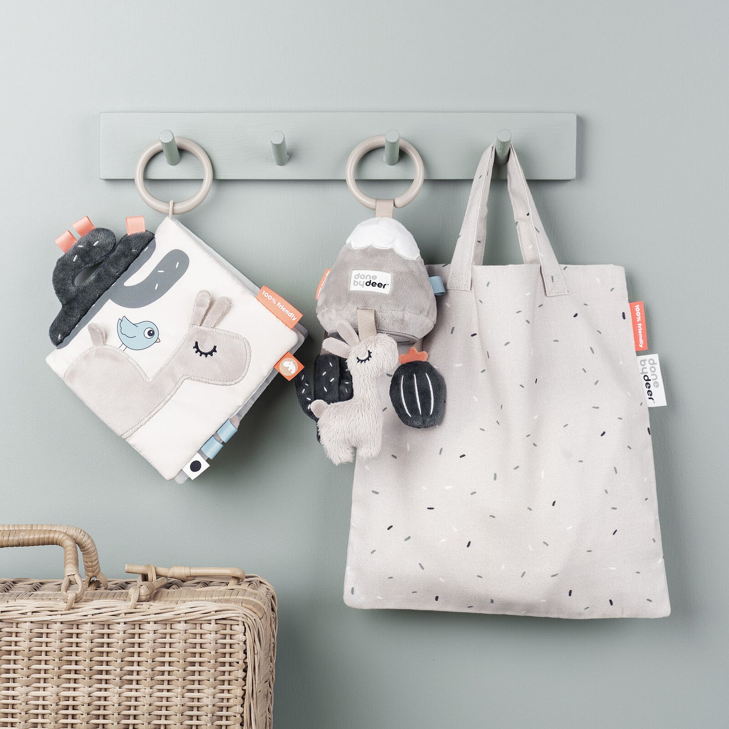 [done by deer］アクティビティブックラリー　サンド